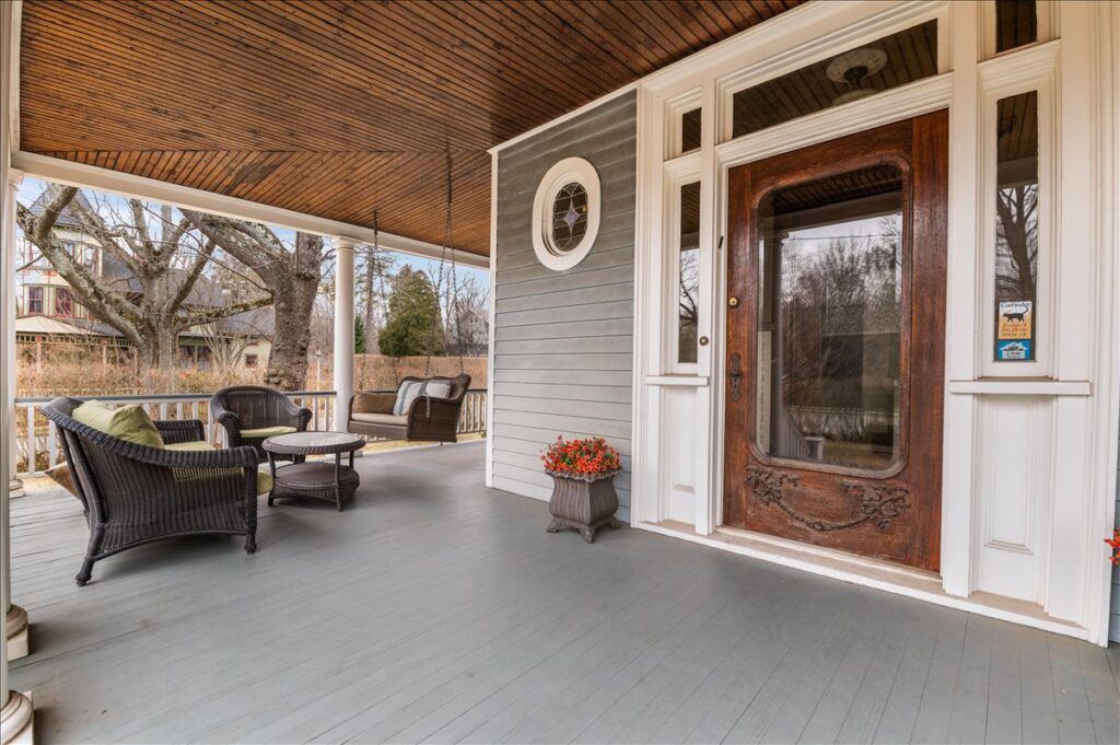 102 sea cliff fron porch flowers 102 sea cliff fron porch flowers